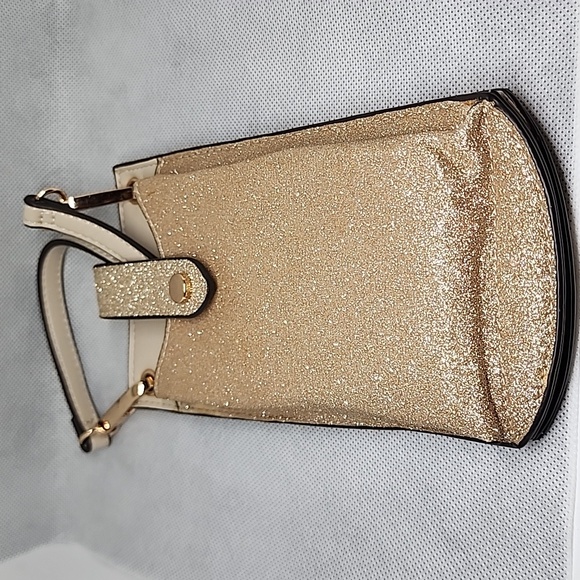 CROSSBODY GLITTER BAG GOLD SPARKLY ✨️ Never Used - Picture 1 of 9
